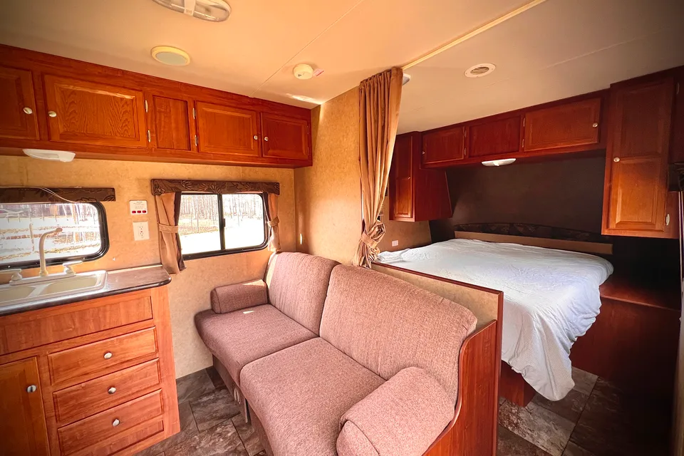 Melissa's 2013 Jayco 264 BH Travel Trailer