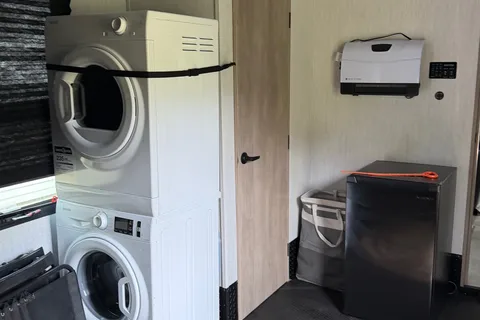 Karen's Grand Design 395ms Fifth Wheel