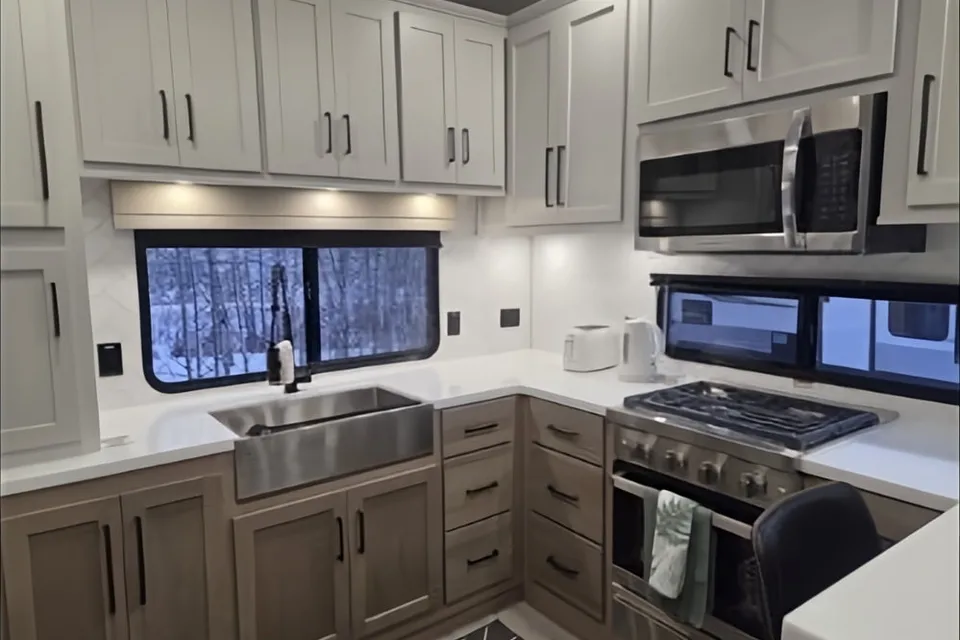Allan's  Rural Park Model RV