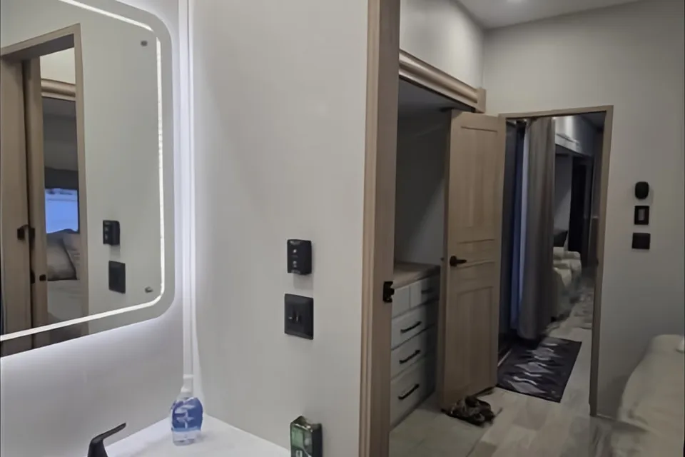 Allan's  Rural Park Model RV