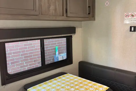 Daniela's Starcraft StarCraft autumn ridge signature 26BH Travel Trailer
