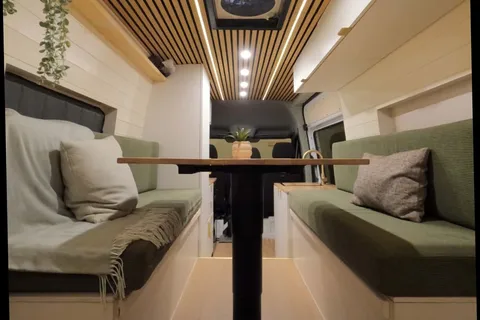 Nova Vanlife - Mercedes-Benz Sprinter Classe B