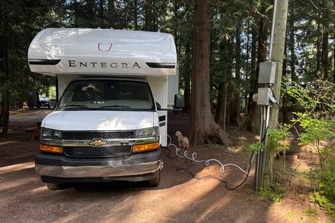 2025 Coastal Odyssey Entegra Odyssey SE 22C | Vancouver & Tofino Ready