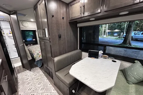 2025 Coastal Odyssey Entegra Odyssey SE 22C | Vancouver & Tofino Ready