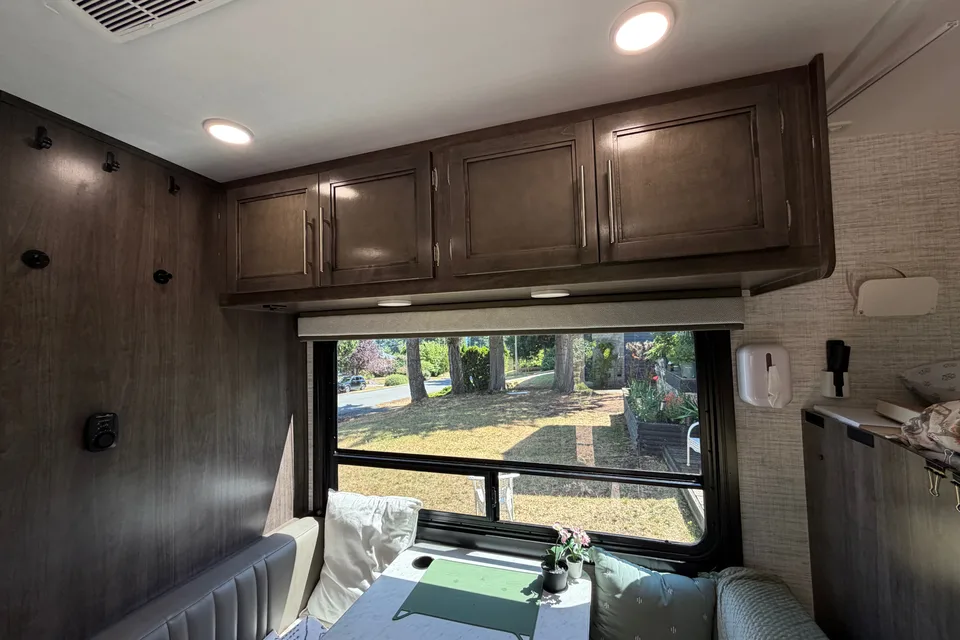 2025 Coastal Odyssey Entegra Odyssey SE 22C | Vancouver & Tofino Ready