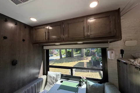 2025 Coastal Odyssey Entegra Odyssey SE 22C | Vancouver & Tofino Ready