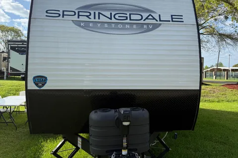 Jessica's Keystone Springdale Classic 261BHC Travel Trailer