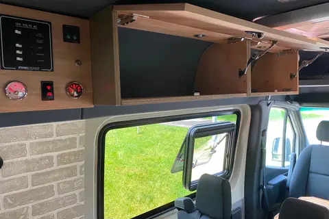 Sprinter Vanlife avec 2 kids