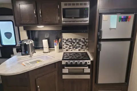 Onsite RV's Keystone Springdale 298 BH Travel Trailer