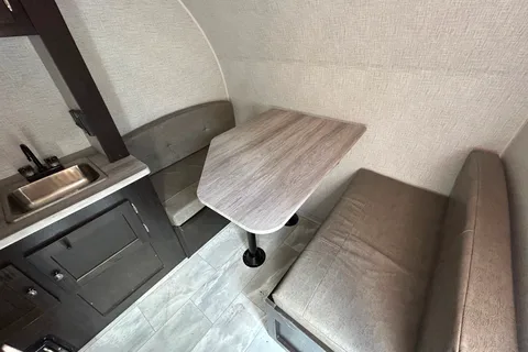 2021 Braxton Creek Free Solo Din Travel Trailer