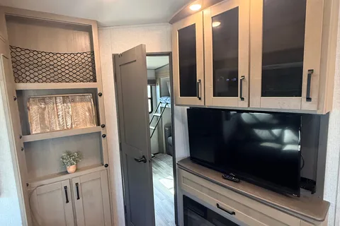 Jillian's Grand Design Reflection 311BHS Fifth Wheel