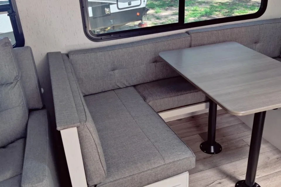 Ken's Dutchmen Astoria 2913 FK Tow Behind Travel Trailer 2023