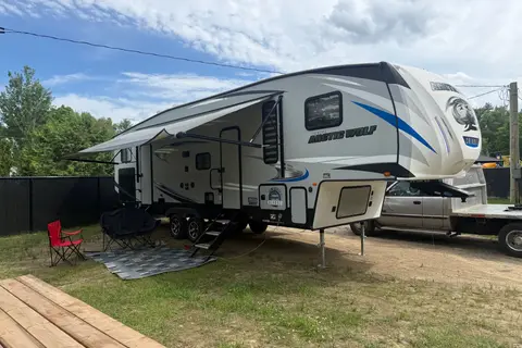 Cherokee Artic wolf 315tb Sellette