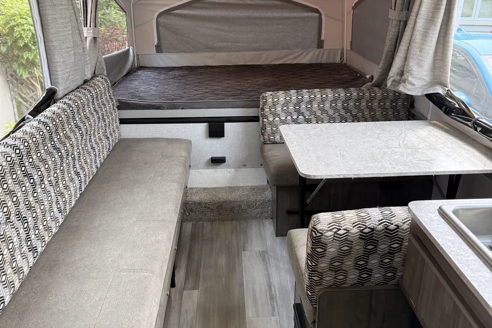 Wilkins Roaming RVs Flagstaff 228LTD Tent Trailer