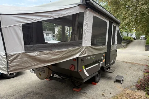 Wilkins Roaming RVs Flagstaff 228LTD Tent Trailer