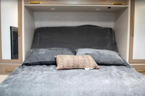Brand New 2025 Forest-River Family Bunkhouse 36ft