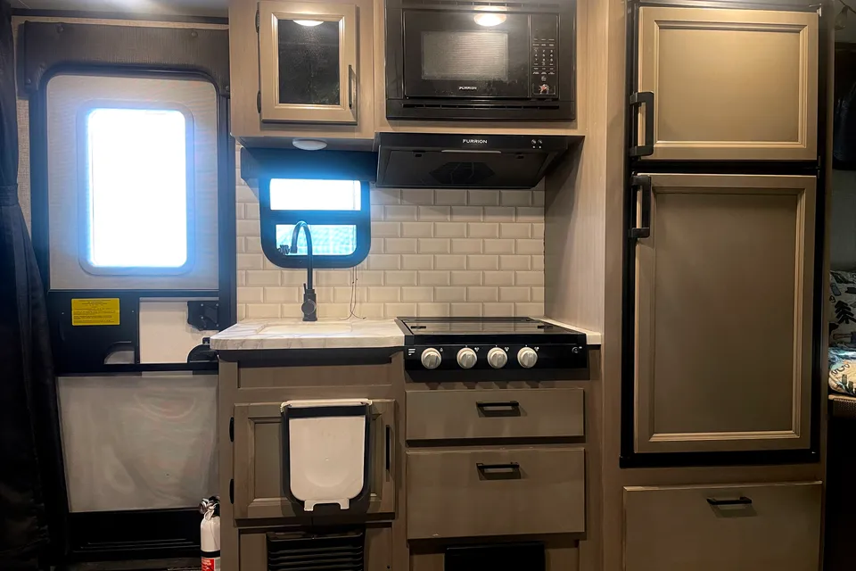  Jayco 199mbs Travel Trailer