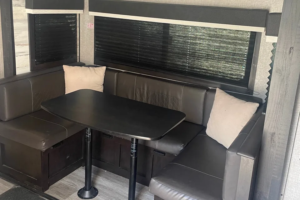  Jayco 199mbs Travel Trailer