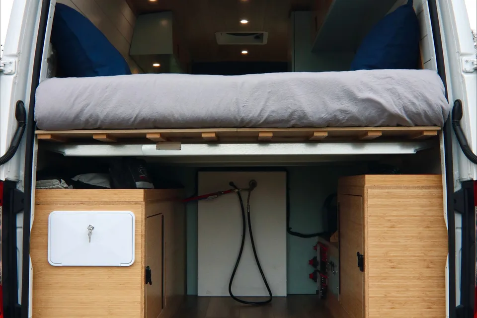 Scenic Vans' "The Aspen" - Unlimited Mileage