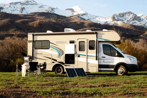 FLEXIBLE TIMES! Best MPG, easy to drive and park