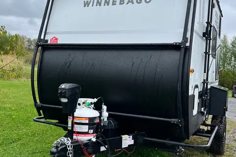 Efef's Winnebago Hike 100 1316FB Travel Trailer