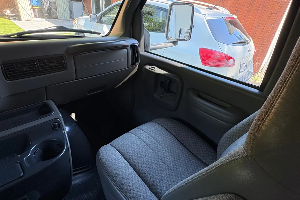Lindsay’s DREAM WAGON CHEVY/GMC Vanguard Class C