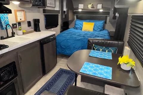 Let’s Getaway! Jayco 195RB Travel Trailer