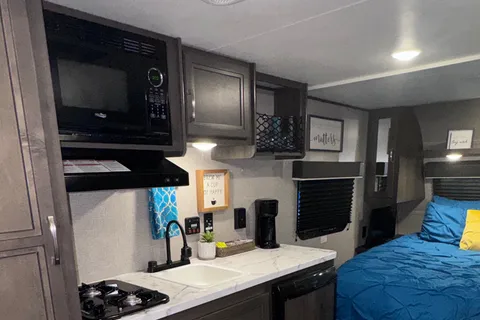 Let’s Getaway! Jayco 195RB Travel Trailer