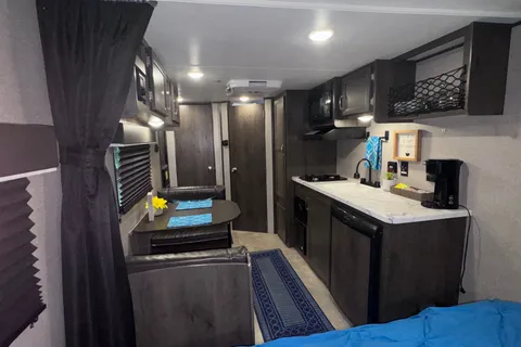 Let’s Getaway! Jayco 195RB Travel Trailer
