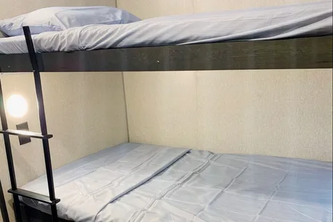 Family Friendly Separate room for the kids! 