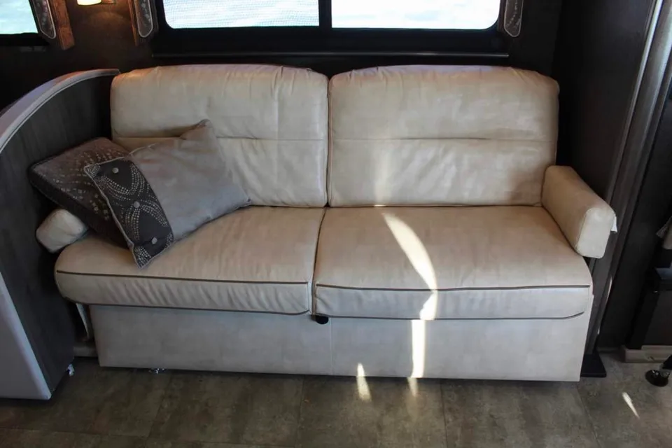 Alex's Winnebago Vista XL Class A