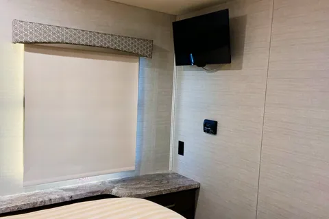 Turbo The Greyhawk Jayco