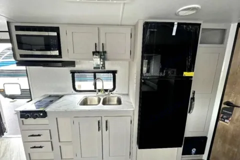 TURNKEY - 2023 Travel Trailer Camping Experience