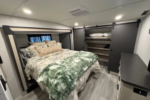 2026 New Luxury Camper (Delivery Only)