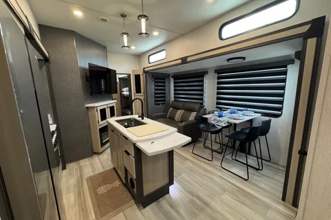 2026 New Luxury Camper (Delivery Only)