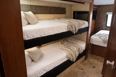 (#8) Class A RV Motorhome- Sleep 8, EDC, Burning man, Festivals, Camping.