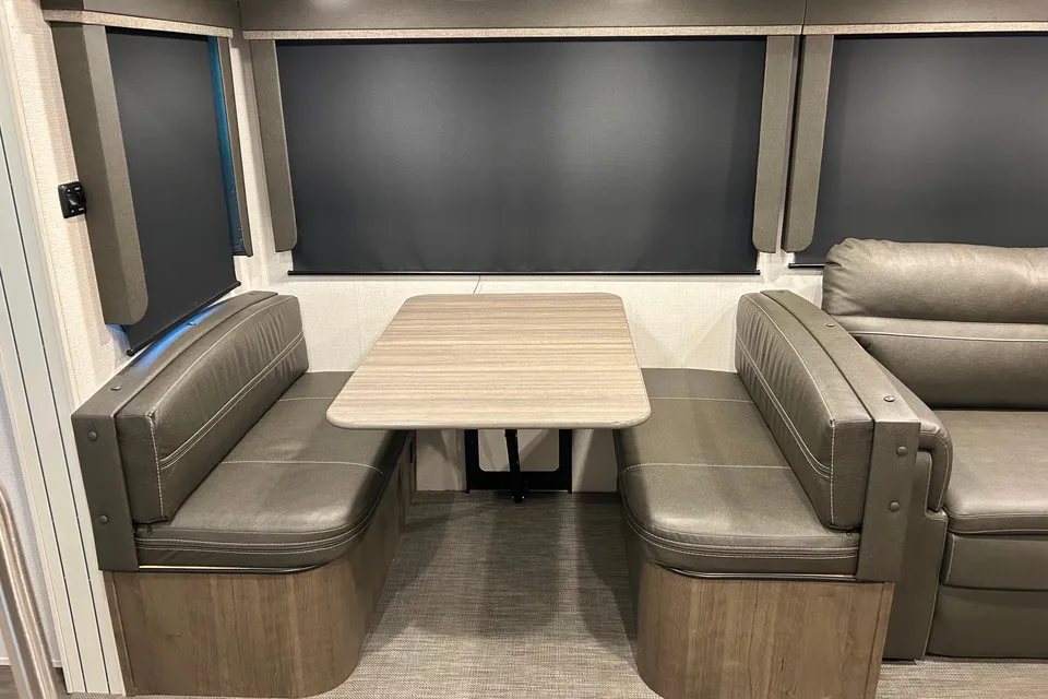 2022 Keystone Cougar Half-Ton 34TSB Travel Trailer