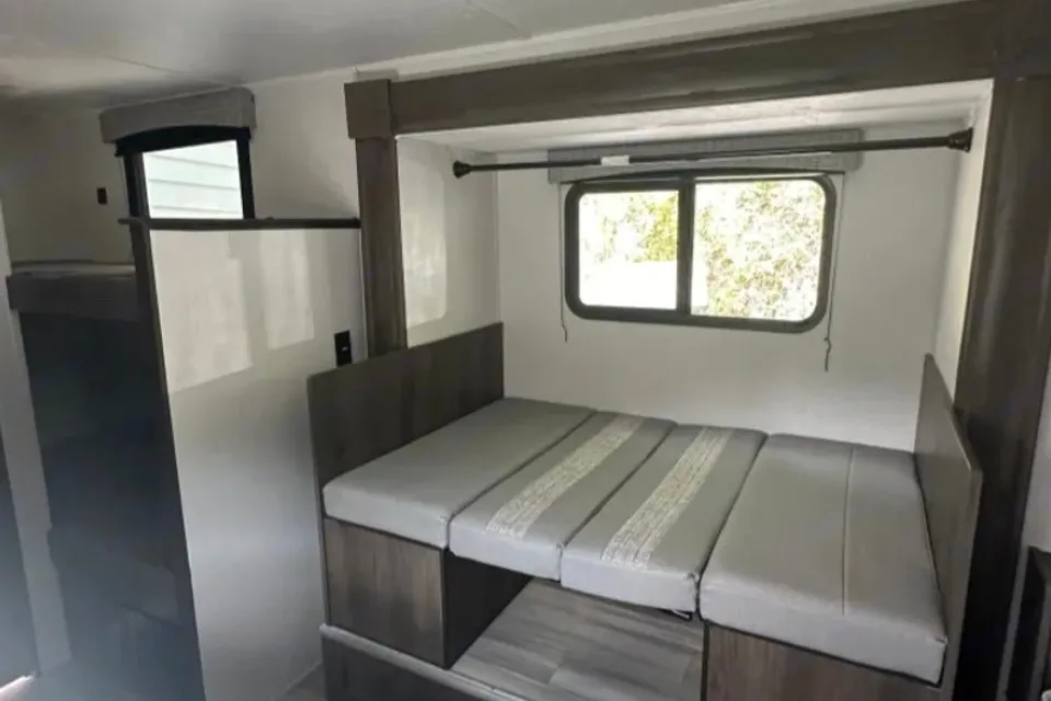 2022 Coachmen Clipper Ultra Lite 17BHS