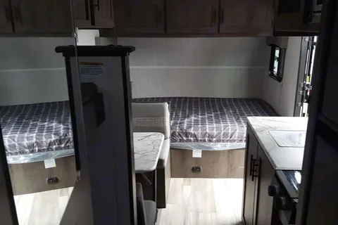 2022 Coachmen Clipper Ultra Lite 17BHS