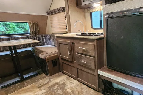 Carlos's Rpod 176 Rpod Luxury Trailer Micro Trailer