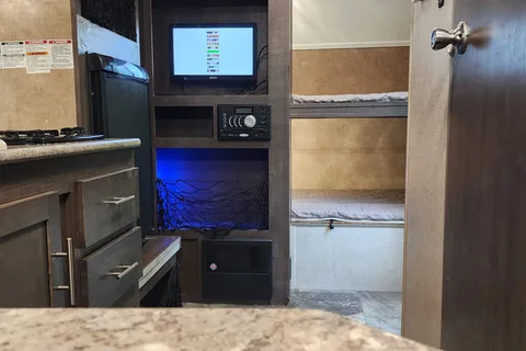 Carlos's Rpod 176 Rpod Luxury Trailer Micro Trailer
