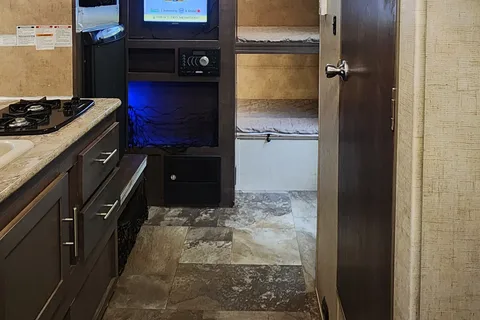 Carlos's Rpod 176 Rpod Luxury Trailer Micro Trailer
