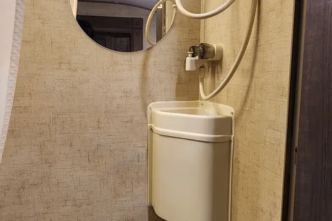 Carlos's Rpod 176 Rpod Luxury Trailer Micro Trailer