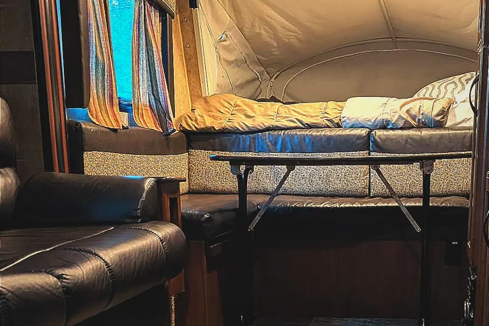 Nomad Soul 1 Jayco jay feather Hybrid