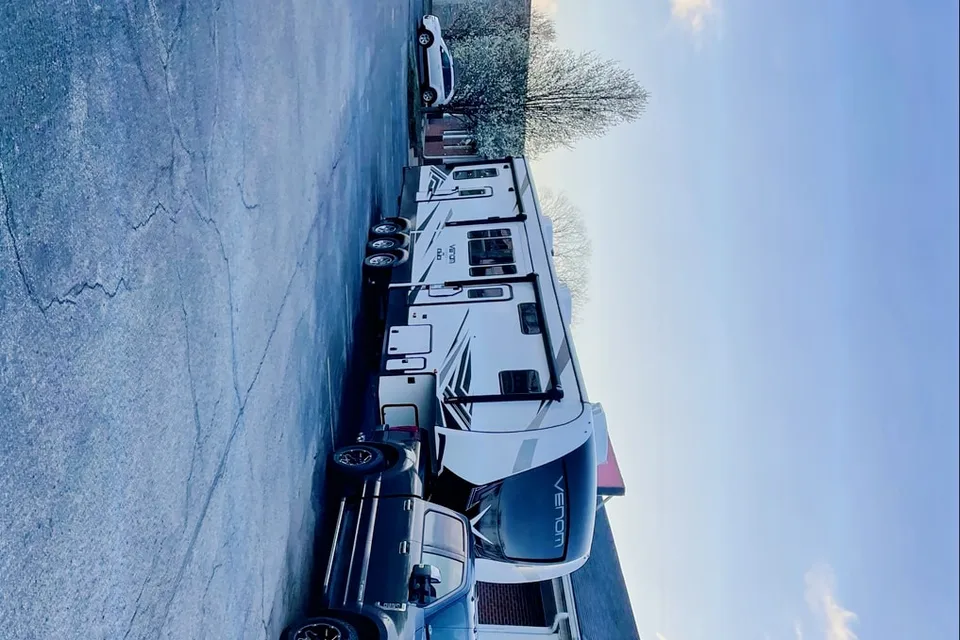 Mark's KZ Venom Fifth Wheel