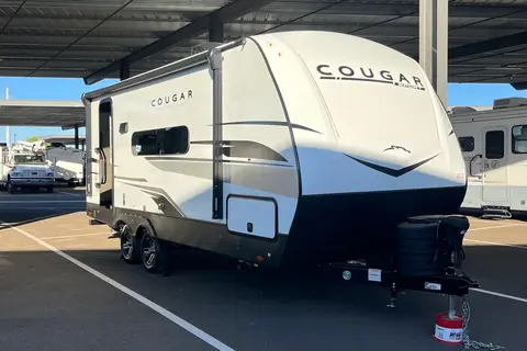 RICHARD's Keystone Cougar Travel Trailer