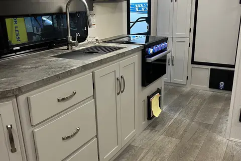 RICHARD's Keystone Cougar Travel Trailer