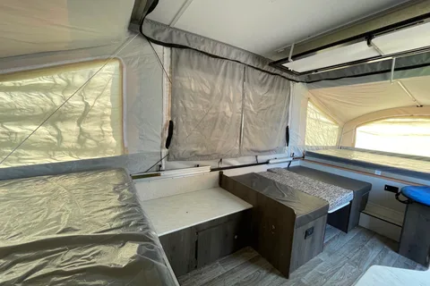 Viking Tente-Roulotte 2020 - super bien équipée 🤩