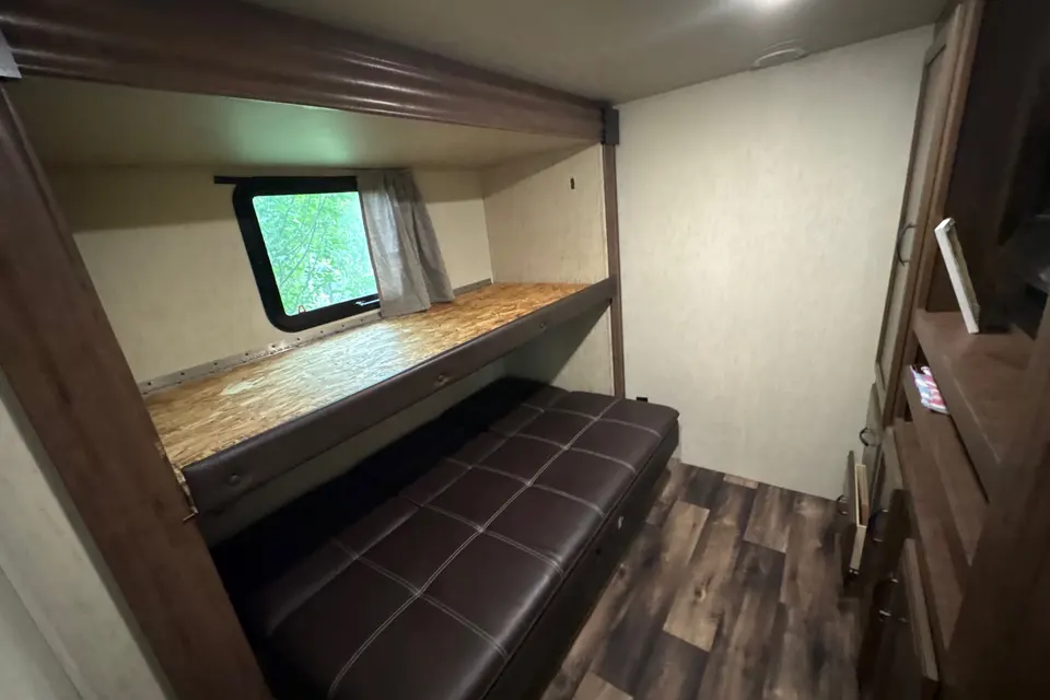 ryan's Forest River Sandpiper 372lok Fifth Wheel