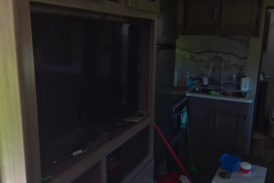 BERNARD's Keyston rv Sunset Travel Trailer